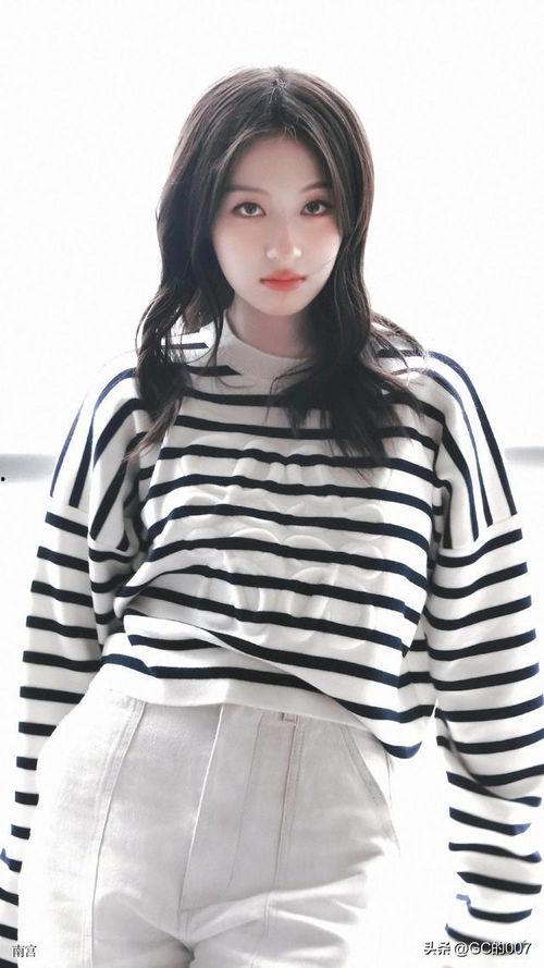 李兰迪明星爆料视频,揭秘明星幕后生活点滴  第1张